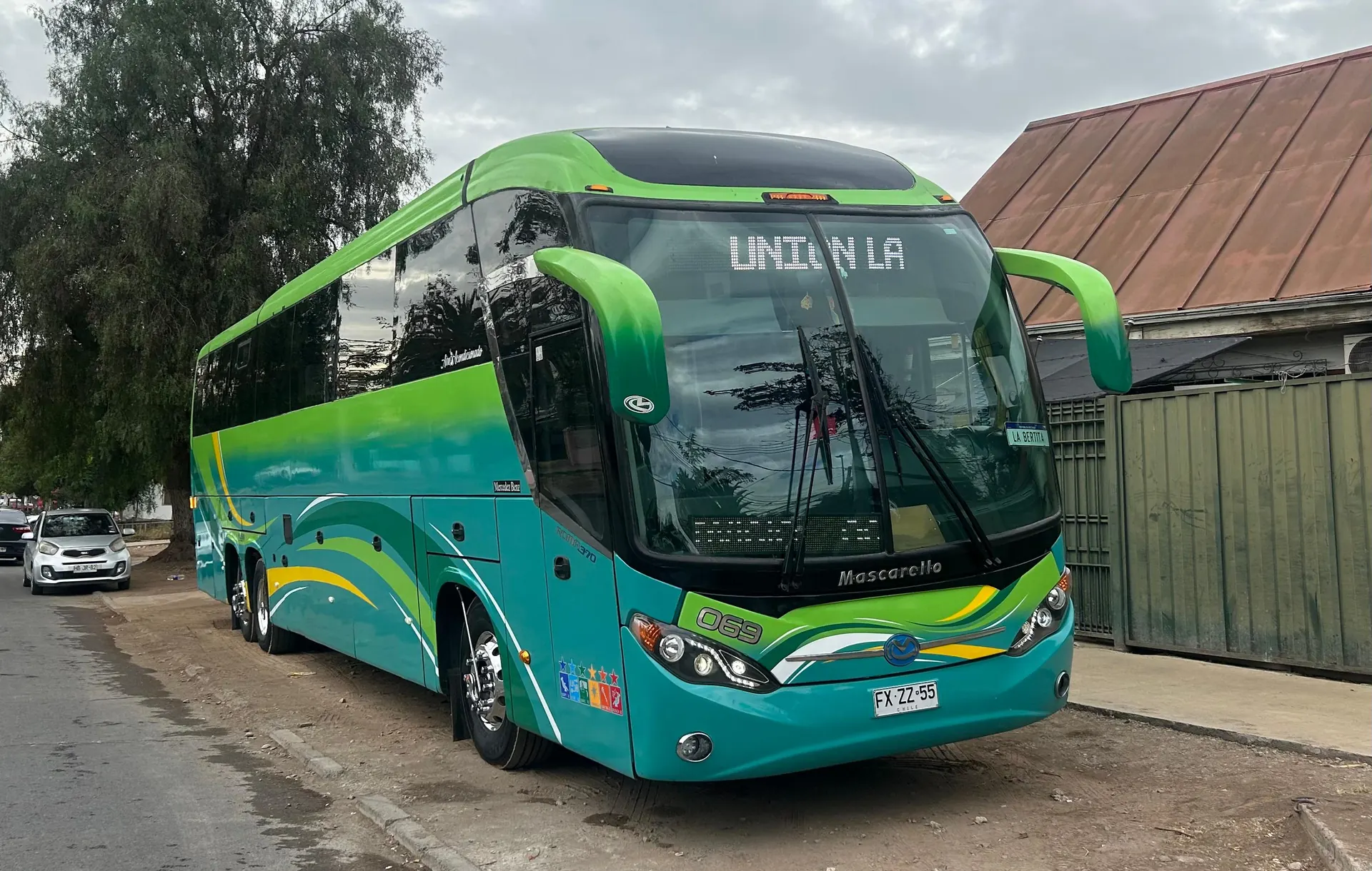 Bus de Transportes Roma en el terminal marítimo de Valparaíso